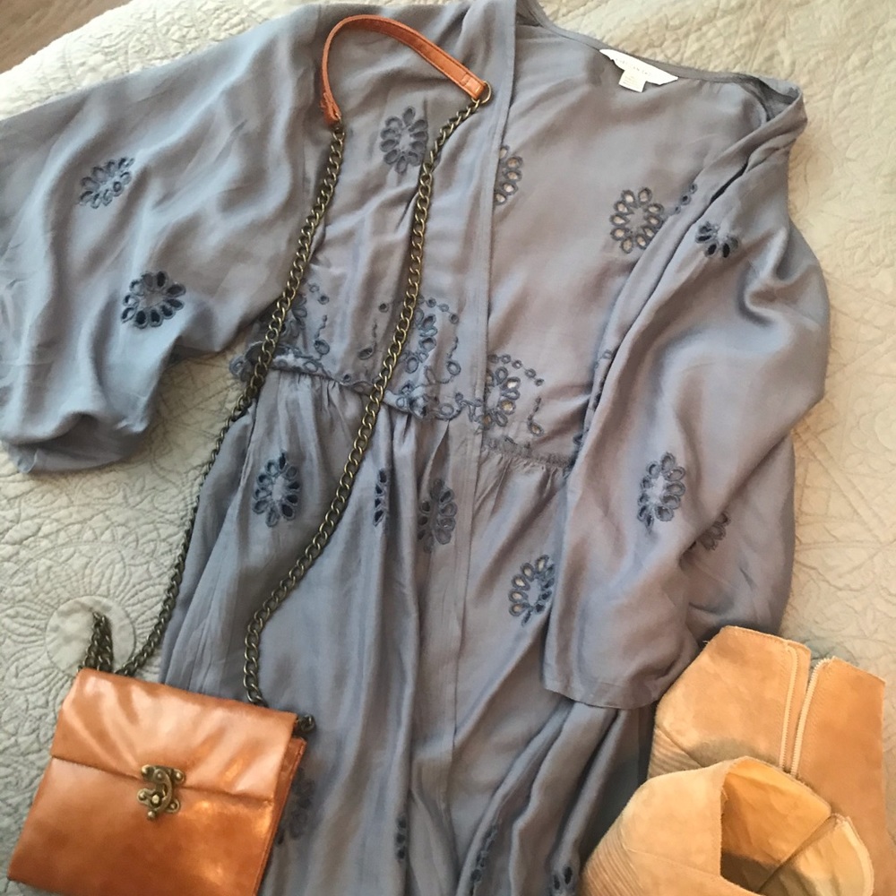 American Eagle blue kimono style coverup